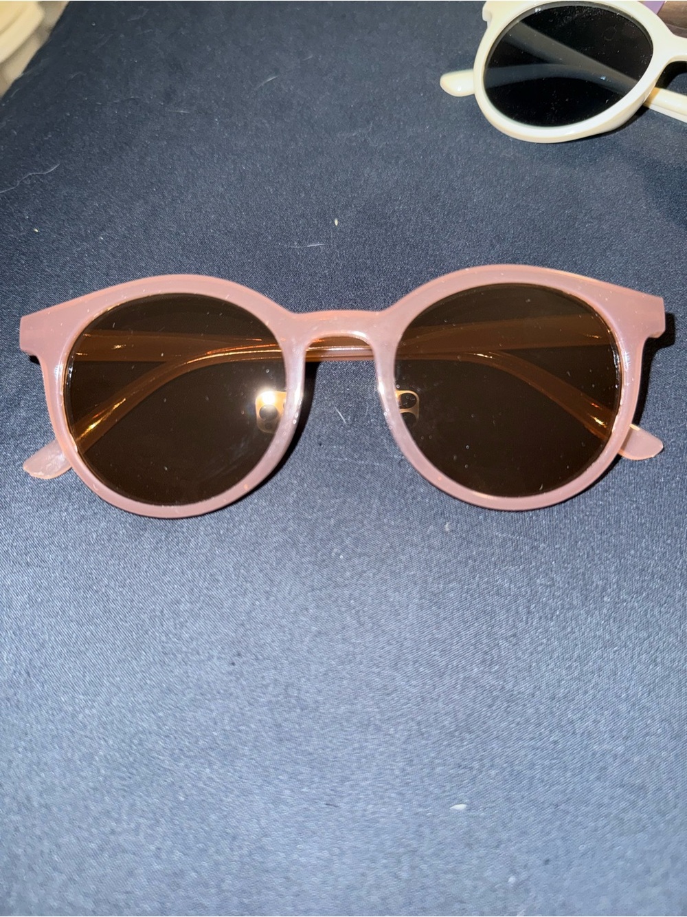 3 pairs of sunglasses